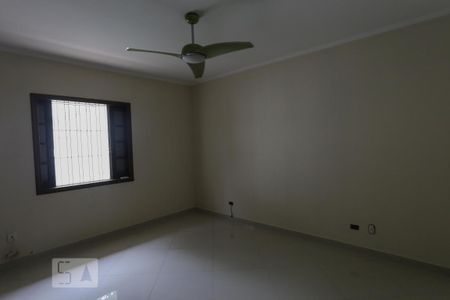 Suíte 02 de casa para alugar com 3 quartos, 300m² em Vila Madalena, São Paulo