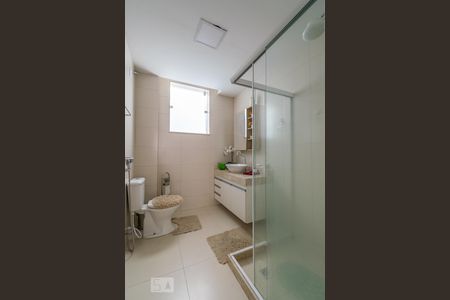 Apartamento para alugar com 99m², 3 quartos e sem vagaBanheiro