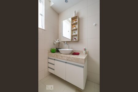 Apartamento para alugar com 99m², 3 quartos e sem vagaBanheiro - Armários