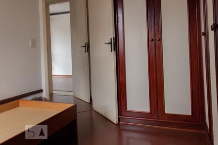 Quarto de apartamento à venda com 2 quartos, 67m² em Vila Gumercindo, São Paulo