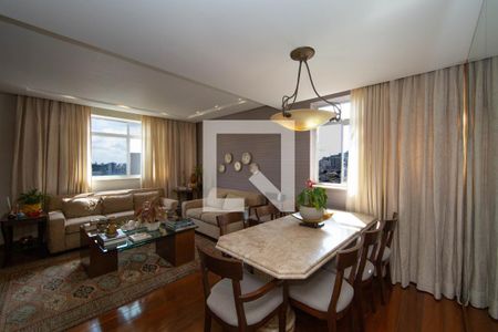 Sala de apartamento à venda com 3 quartos, 135m² em Santa Lúcia, Belo Horizonte