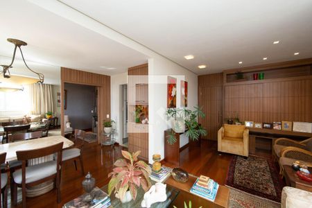 Sala de apartamento à venda com 3 quartos, 135m² em Santa Lúcia, Belo Horizonte