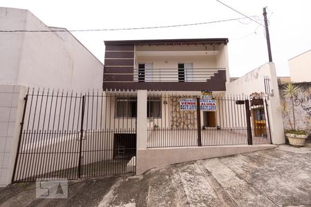 Casa para alugar com 150m², 2 quartos e 3 vagasFachada