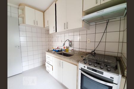 Cozinha de apartamento à venda com 3 quartos, 70m² em Jardim Ampliação, São Paulo