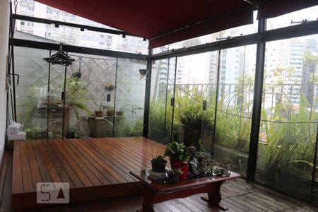 Apartamento à venda com 80m², 1 quarto e 1 vagavaranda