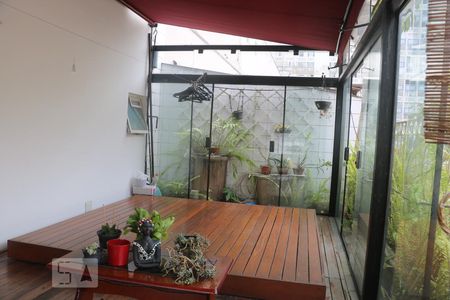 Apartamento à venda com 80m², 1 quarto e 1 vagavaranda