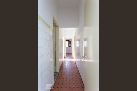 Casa à venda com 120m², 3 quartos e sem vaga Casa à venda com 120m², 3 quartos e sem vagaCorredor