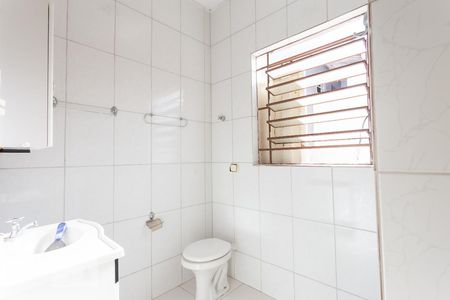 Casa à venda com 120m², 3 quartos e sem vaga Casa à venda com 120m², 3 quartos e sem vagaBanheiro 1