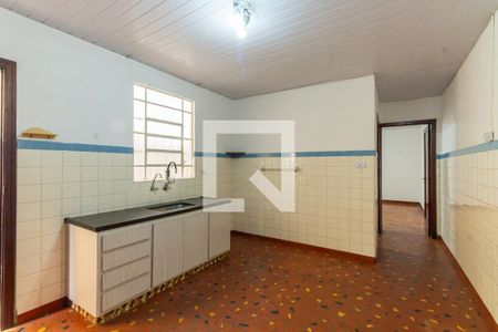 Casa à venda com 170m², 2 quartos e 1 vagaCozinha