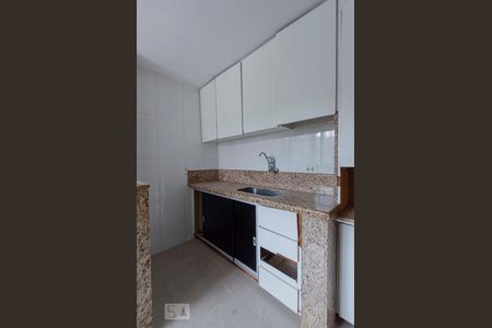 Apartamento para alugar com 70m², 2 quartos e 1 vagaCozinha