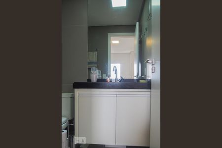 Banheiro de apartamento para alugar com 1 quarto, 41m² em Santa Efigênia, São Paulo