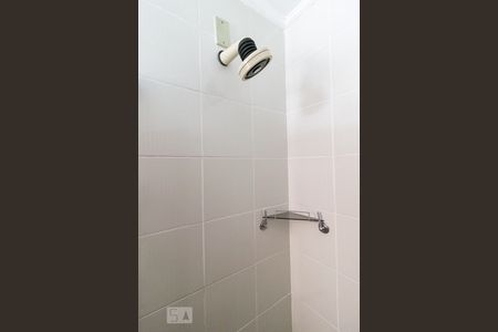 Apartamento para alugar com 210m², 4 quartos e 2 vagas Apartamento para alugar com 210m², 4 quartos e 2 vagasBanheiro suíte 2 - chuveiro