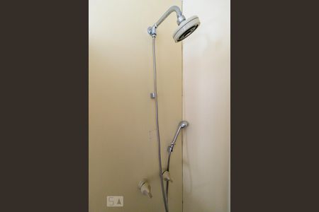 Apartamento para alugar com 210m², 4 quartos e 2 vagas Apartamento para alugar com 210m², 4 quartos e 2 vagasBanheiro suíte 1