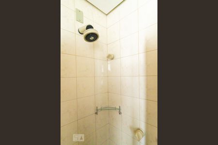 Apartamento para alugar com 210m², 4 quartos e 2 vagas Apartamento para alugar com 210m², 4 quartos e 2 vagasBanheiro suíte 3 - chuveiro