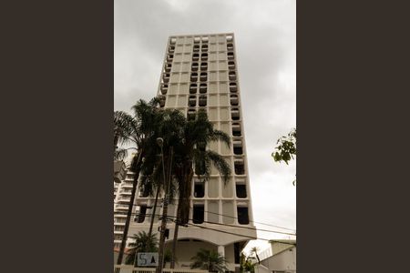 Apartamento para alugar com 210m², 4 quartos e 2 vagas