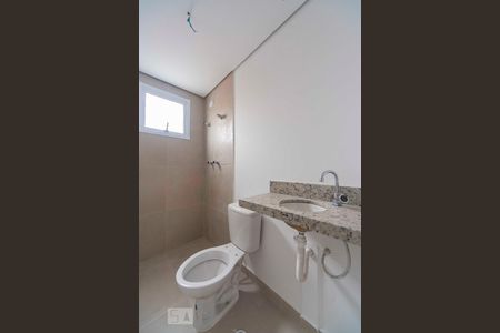 Banheiro  de apartamento à venda com 2 quartos, 56m² em Santa Teresinha, Santo André