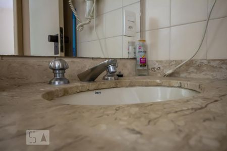 Banheiro social detalhe de apartamento à venda com 1 quarto, 45m² em Jardim Paulista, São Paulo