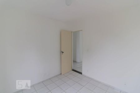 Quarto 1 de apartamento à venda com 2 quartos, 50m² em Jardim Flor da Montanha, Guarulhos