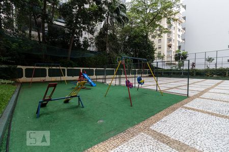 Apartamento à venda com 170m², 4 quartos e 2 vagasÁrea Comum - Playground