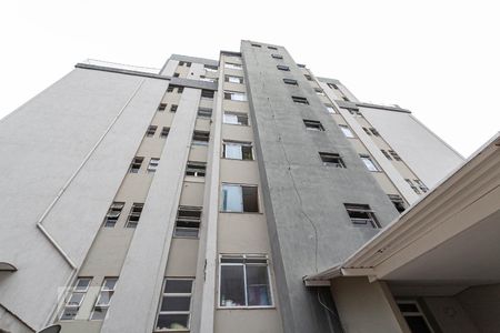 Apartamento à venda com 180m², 3 quartos e 2 vagasFachada