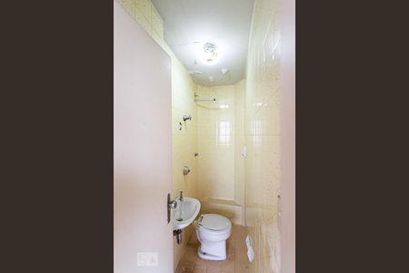 Apartamento à venda com 180m², 3 quartos e 2 vagasBanheiro de serviço