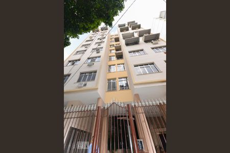 Fachada de apartamento à venda com 2 quartos, 72m² em Tijuca, Rio de Janeiro