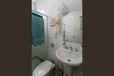 Banheiro de apartamento à venda com 2 quartos, 72m² em Tijuca, Rio de Janeiro