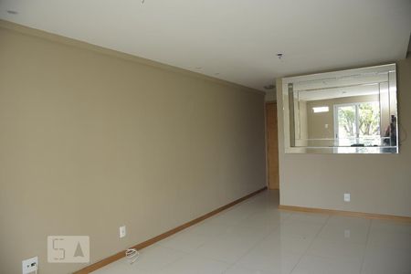 Sala de apartamento para alugar com 3 quartos, 80m² em Jacarepaguá, Rio de Janeiro