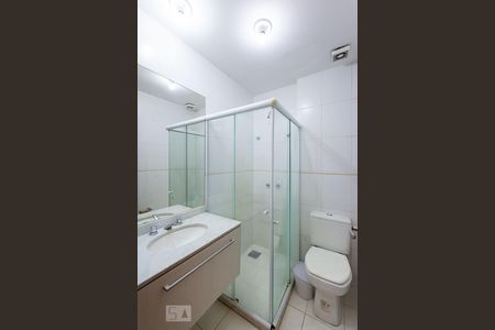 Banheiro Social de apartamento para alugar com 1 quarto, 53m² em Charitas, Niterói