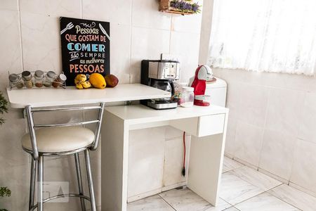 Apartamento à venda com 140m², 3 quartos e 2 vagasCozinha