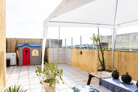 Apartamento à venda com 140m², 3 quartos e 2 vagasCobertura