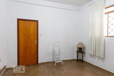 Quarto de casa para alugar com 2 quartos, 96m² em Navegantes, Porto Alegre