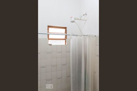 Banheiro de casa para alugar com 2 quartos, 96m² em Navegantes, Porto Alegre