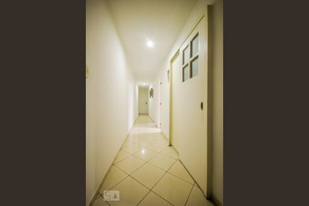 Apartamento para alugar com 160m², 4 quartos e 1 vaga Apartamento para alugar com 160m², 4 quartos e 1 vagaCorredor