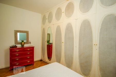 Apartamento para alugar com 160m², 4 quartos e 1 vaga Apartamento para alugar com 160m², 4 quartos e 1 vagaQuarto 3