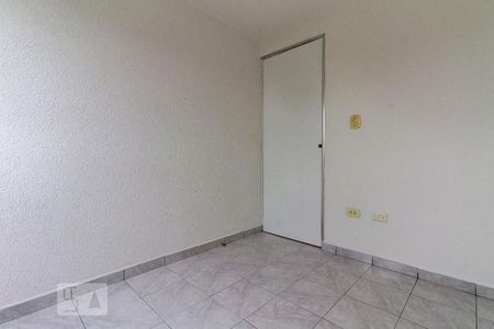 Quarto 1 de apartamento para alugar com 2 quartos, 56m² em Conjunto Residencial José Bonifácio, São Paulo