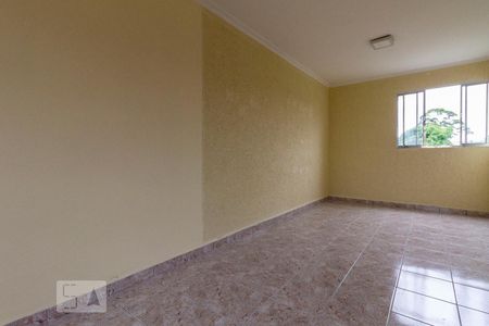 Sala de apartamento para alugar com 2 quartos, 56m² em Conjunto Residencial José Bonifácio, São Paulo