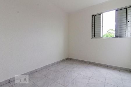 Quarto 1 de apartamento para alugar com 2 quartos, 56m² em Conjunto Residencial José Bonifácio, São Paulo