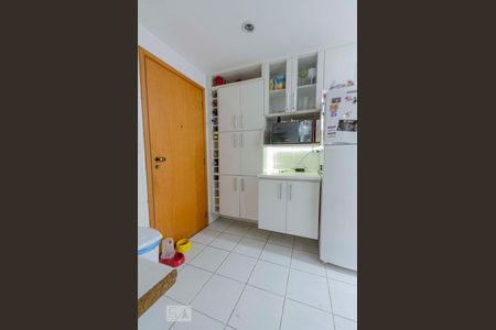 Apartamento à venda com 120m², 4 quartos e 2 vagasCozinha