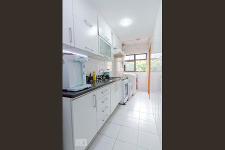 Apartamento à venda com 120m², 4 quartos e 2 vagasCozinha