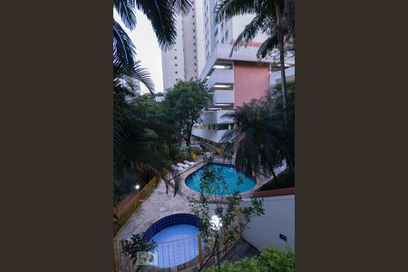 Apartamento para alugar com 85m², 2 quartos e 1 vaga Apartamento para alugar com 85m², 2 quartos e 1 vagaPiscina