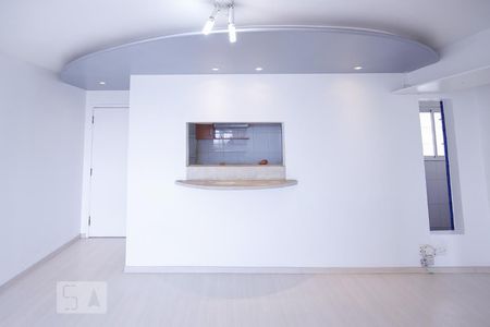 Apartamento para alugar com 85m², 2 quartos e 1 vaga Apartamento para alugar com 85m², 2 quartos e 1 vagaSala