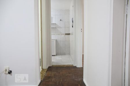 Corredor Cozinha de apartamento à venda com 2 quartos, 64m² em Consolação, São Paulo