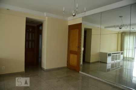 Apartamento para alugar com 119m², 3 quartos e 2 vagasSala