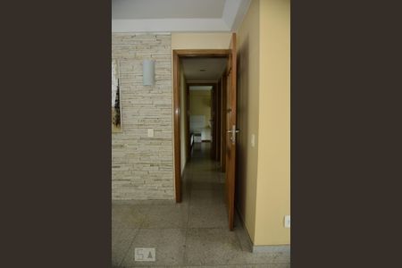 Apartamento para alugar com 119m², 3 quartos e 2 vagasCorredor