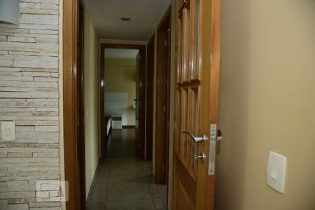 Apartamento para alugar com 119m², 3 quartos e 2 vagasCorredor