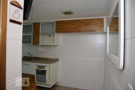 Apartamento para alugar com 119m², 3 quartos e 2 vagasCozinha