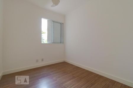 Apartamento à venda com 76m², 3 quartos e 2 vagasQuarto 02