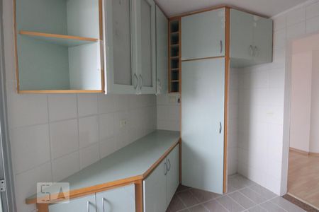 Cozinha de apartamento para alugar com 3 quartos, 70m² em Vila Aurora (zona Norte), São Paulo