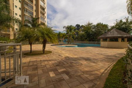 Apartamento à venda com 78m², 3 quartos e 2 vagas Apartamento à venda com 78m², 3 quartos e 2 vagasÁrea comum - Piscina
